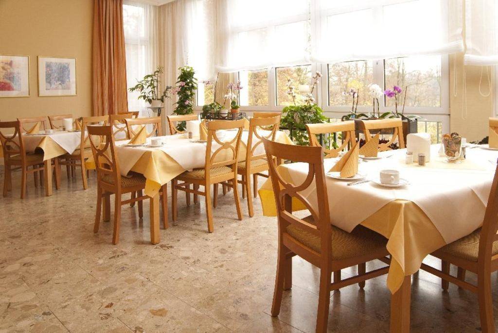 Hotel Haus Am Park バート・ホンブルク エクステリア 写真