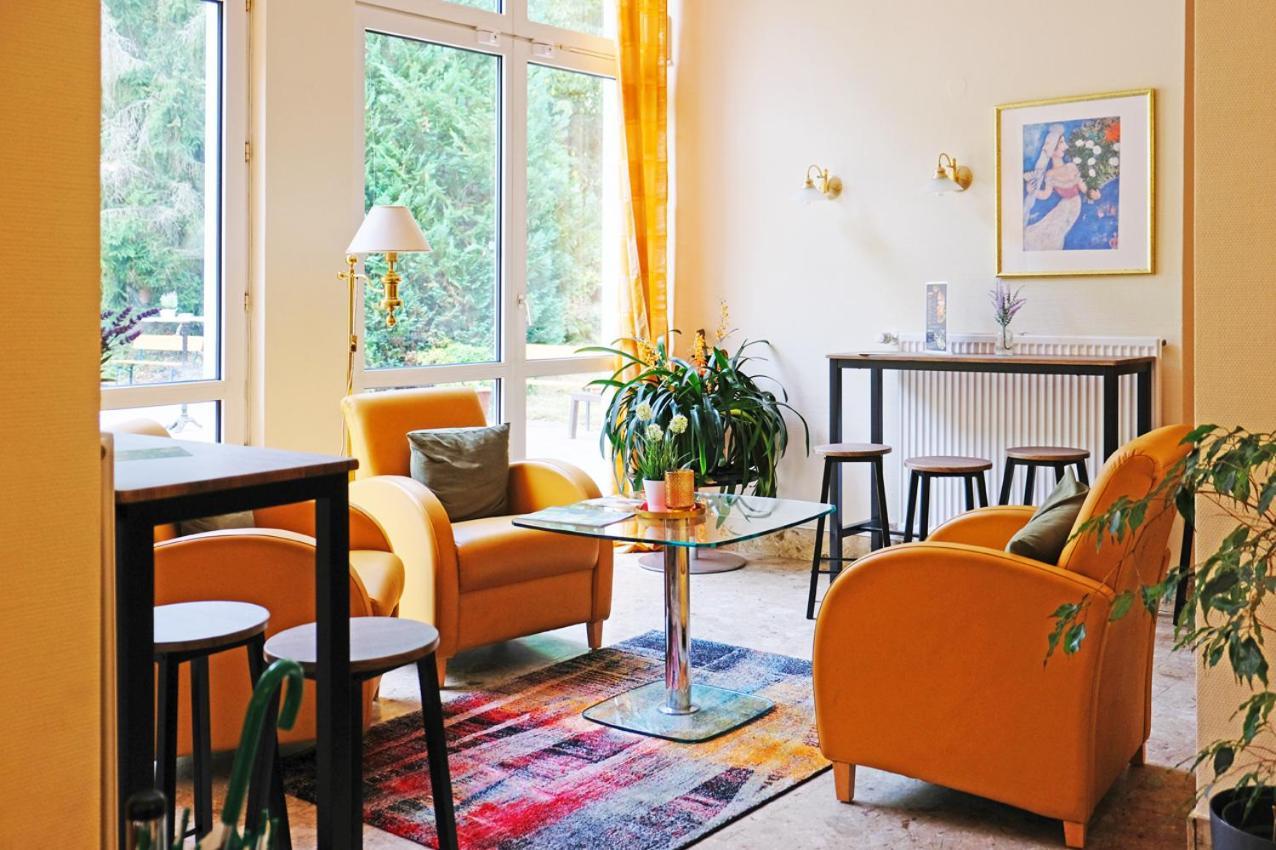 Hotel Haus Am Park バート・ホンブルク エクステリア 写真